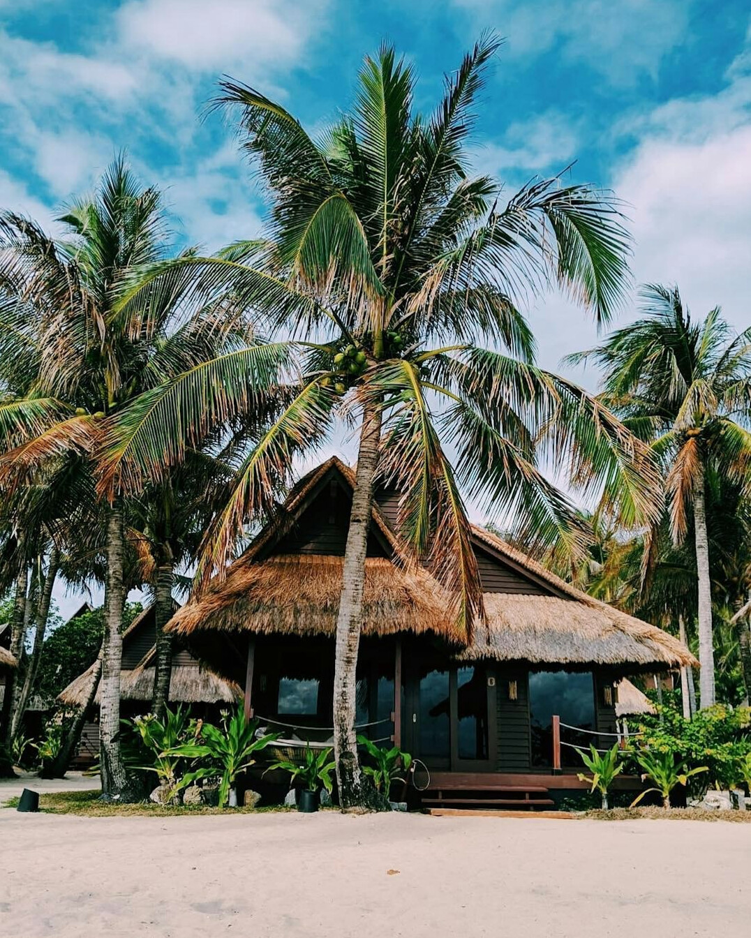 beach resort budget